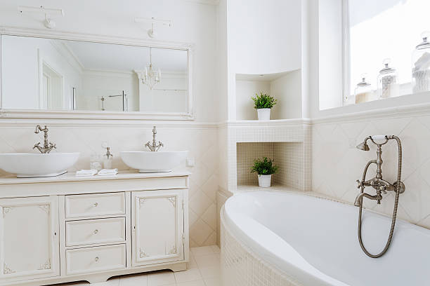 la salle de bains avec deux vasques - bathroom luxury house home interior photos et images de collection