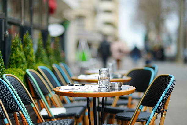 istock Cozy outdoor cafe 496525788