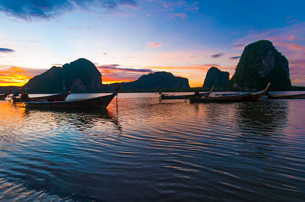 istock Long Tail boat  in the beautiful beach 496546822