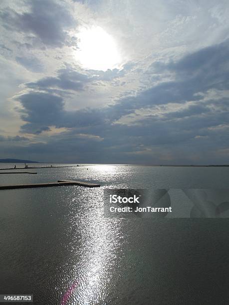 Estuario De Luz Foto de stock y más banco de imágenes de Aire libre - Aire libre, Cielo, Estuario