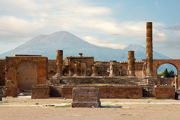 istock Ancient ruins of Pompeii 496617609