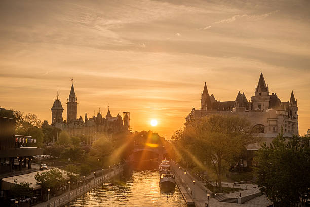 istock Ottawa Parliament Building 496629636