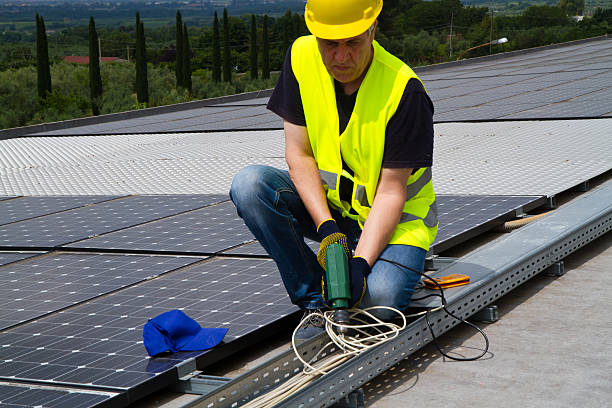 istock photovoltaic skilled worker 496645733
