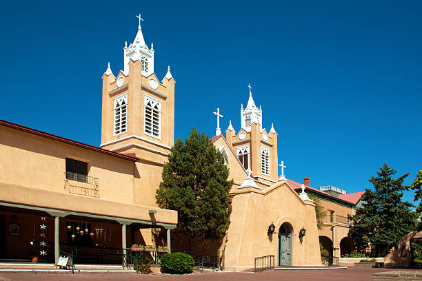 chiesa di san filippo neri di albuquerque - albuquerque catholicism church new mexico foto e immagini stock