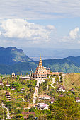 buddhismus-tempel-in-phetchabun-provinz-thailand.jpg?b=1&s=170x170&k=20&c=dv1eGmLYjjGaQZb2kEYx06kIu1oBIpCyCEOCgI4GR98=