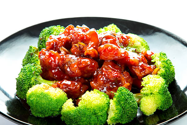 中国料理の一般 tso のチキン（一般チャンズチキン） - general tao chicken ストックフォトと画像