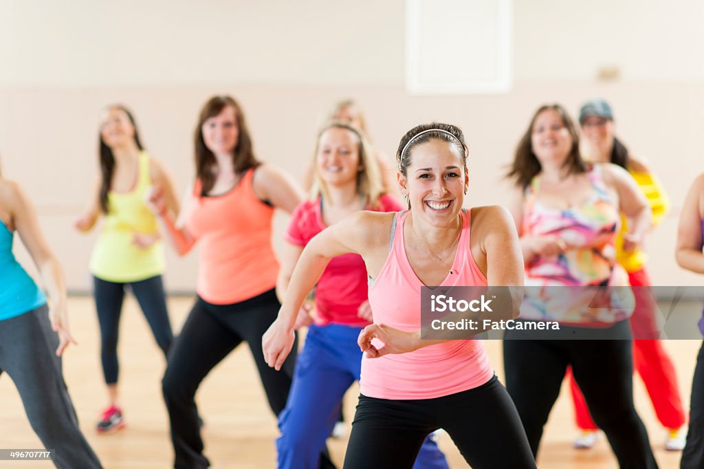 Baile Fitness - Foto de stock de Clase de ejercicio libre de derechos