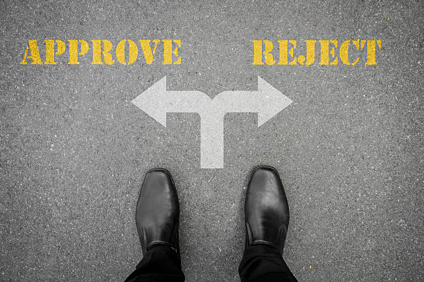 istock Decision to make at the cross road -approve or reject 496778600