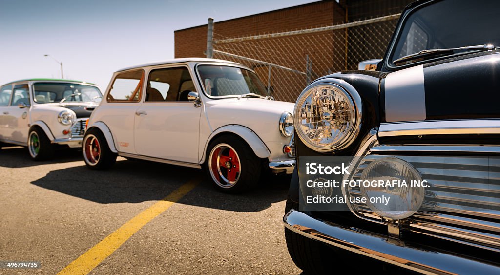 No clássico Mini show and shine - Foto de stock de Amortecedor royalty-free