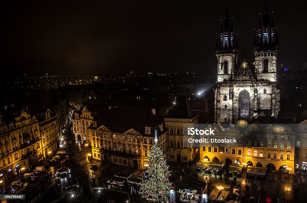 Mercado navideño de Praga desde arriba - Foto de stock de Aire libre libre de derechos