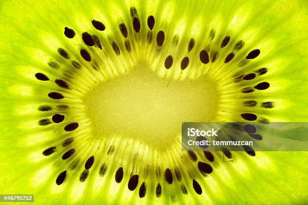 Kiwi - Fotografie stock e altre immagini di Frutto Kiwi - Frutto Kiwi, Frutta, Macrofotografia