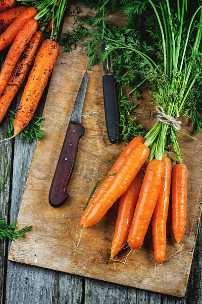 istock Bunch of carrots 496878381