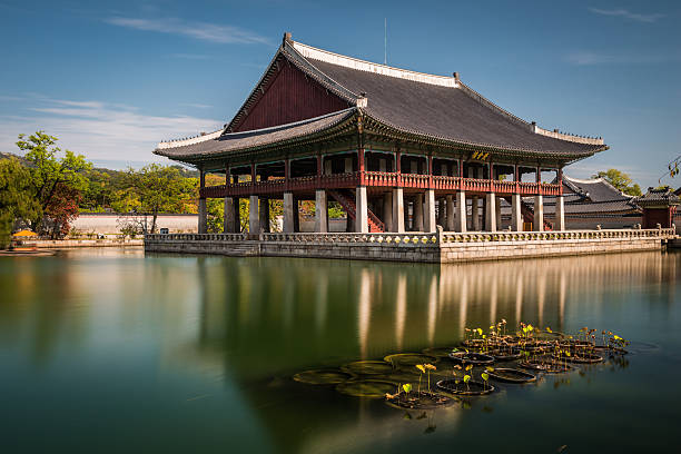istock Gyeongbokgung Palace 496915942