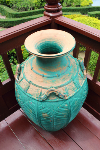 vase thai style