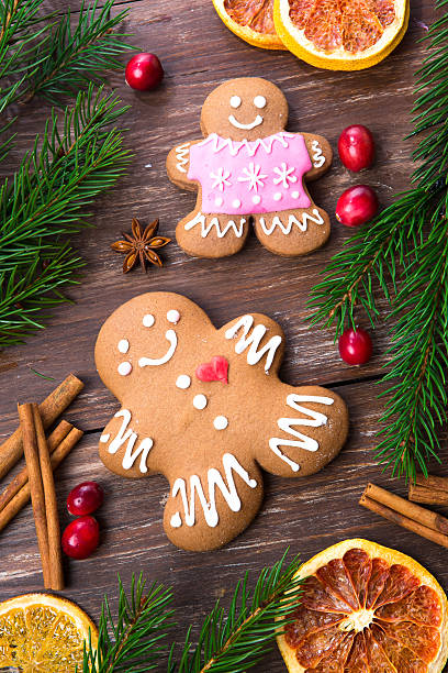 istock Gingerbread man cookies in Christmas setting 496926942