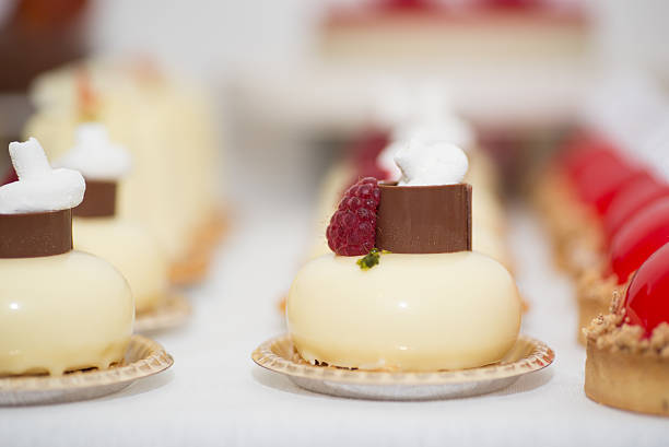 istock dessert french food 496985668