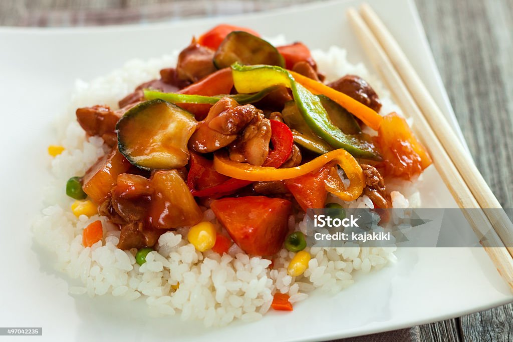 Pollo e verdure Stir Fry - Foto stock royalty-free di Alimentazione sana