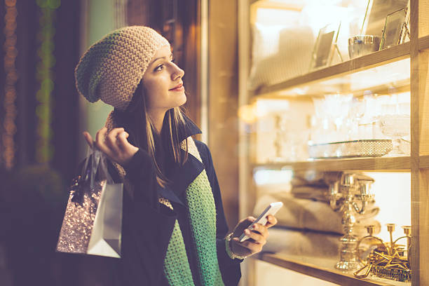 istock Winter shopping season 497095724
