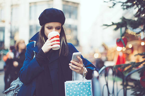istock Winter shopping season 497095986