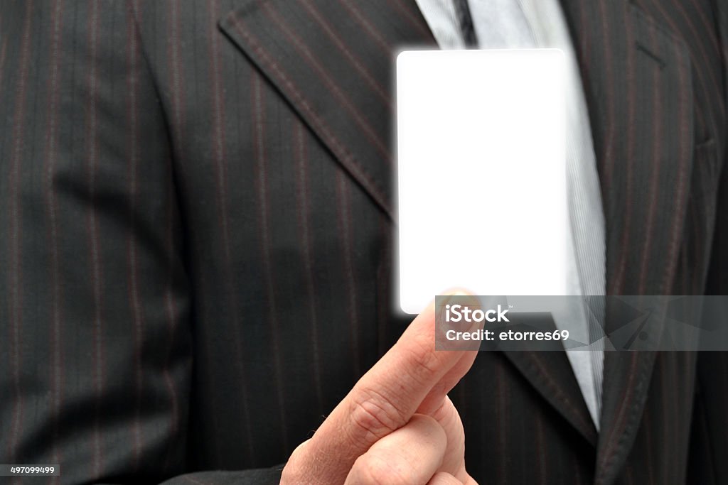 Человек с белой карты в руке - Стоковые фото Бизнес роялти-фри