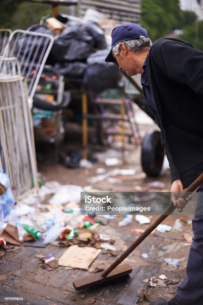 Controlar la limpieza ish la ciudad - Foto de stock de Basura libre de derechos