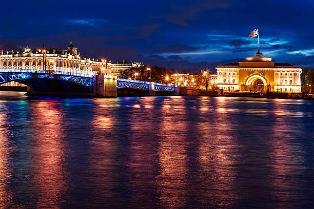 istock St. Petersburg nightview 497119496