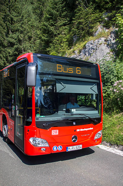 버스 셔틀 kehlsteinhaus, obersalzberg, 독일, 2015 - kehlsteinhaus 뉴스 사진 이미지