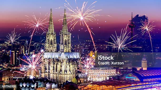 Kölner Dom An Silvester Stockfoto und mehr Bilder von Köln - Köln, Feuerwerk, Silvester