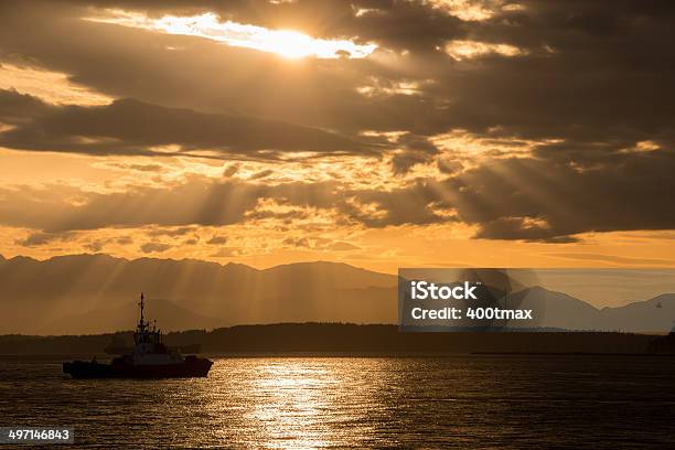 Elliott Bay Tug Boat Stock Photo - Download Image Now - Anchored, Business Finance and Industry, Cloud - Sky