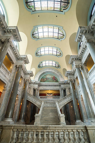istock Beaux-Arts style Kentucky State Capitol 497152626