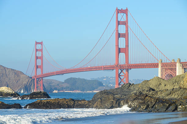 ponte golden gate, da praia de baker, san francisco, ca - suspension bridge northern california marin tower golden gate bridge imagens e fotografias de stock