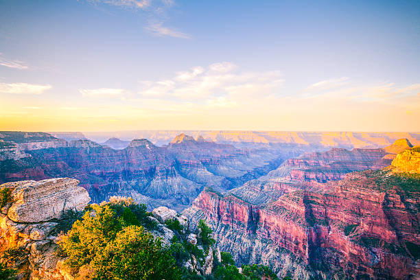 parc national du grand canyon au lever du soleil, de north rim, états-unis landmark - arid climate travel destinations canyon dawn photos et images de collection
