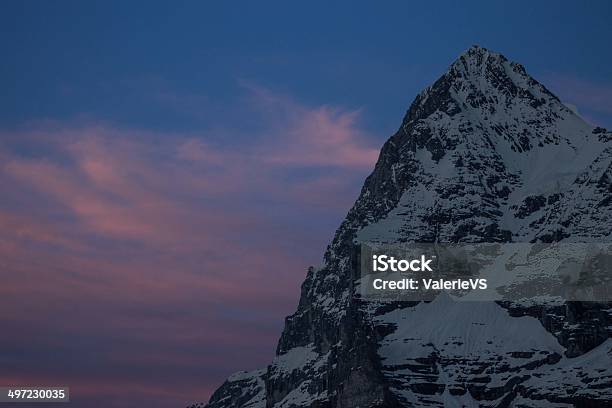 Foto de Monte Eiger Montanha Durante O Pôr Do Sol A Região De Jungfrau e mais fotos de stock de Alpes europeus