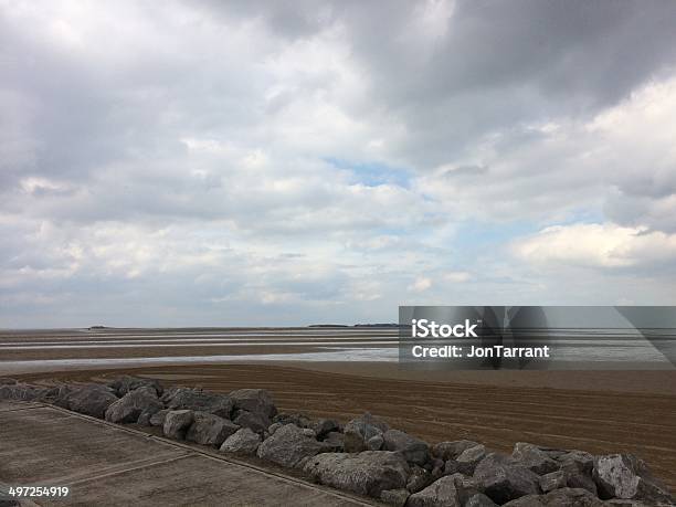 Odpływ - zdjęcia stockowe i więcej obrazów Bez ludzi - Bez ludzi, Caernarfon, Chmura