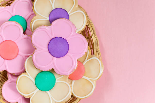 istock Sugar cookies shaped like flowers 497258001