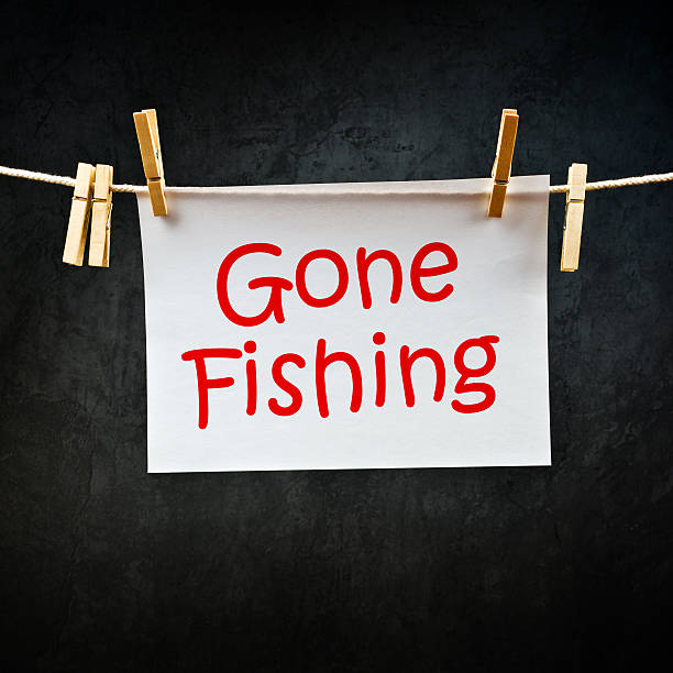 ghi chú câu cá đã qua rồi - gone fishing sign hình ảnh sẵn có, bức ảnh & hình ảnh trả phí bản quyền một lần