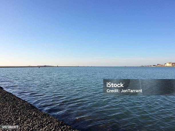 Iluminado Pela Luz Estuário - Fotografias de stock e mais imagens de Ao Ar Livre - Ao Ar Livre, Areia, Céu