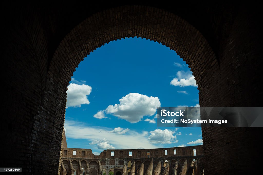 Innenseite des Kolosseum - Lizenzfrei Amphitheater Stock-Foto