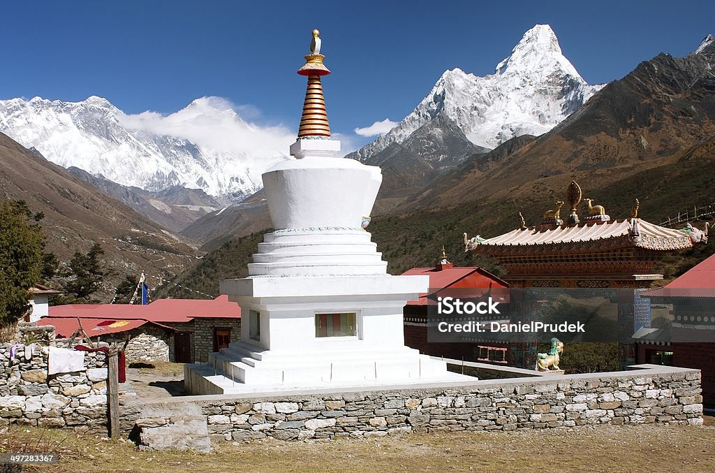 Ama Dablam Lhotse i góry Everest z Tengboche - Zbiór zdjęć royalty-free (Ama Dablam)