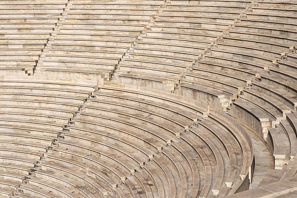 bancos do odeon herodes ático - theater of herodes atticus international landmark national landmark famous place - fotografias e filmes do acervo