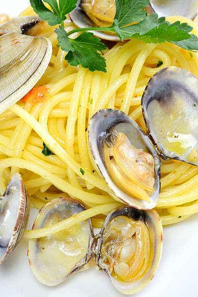 istock spaghetti pasta and seafood  clams 497346837