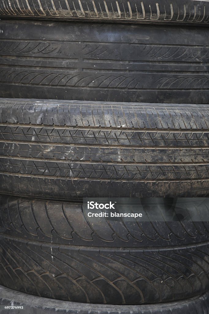 Usato grunge texture tires'auto - Foto stock royalty-free di Ambientazione esterna