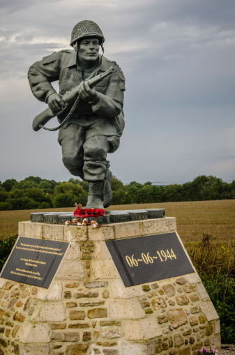 Along the causeway to Utah Beach stands a new monument to combat leadership, dedicated to f Maj. Richard Winters, who led paratroopers from Company E, 2nd Battalion, 506th Parachute Infantry Regiment during the D-Day landings.