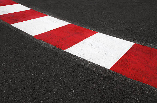 textura de corrida asfalto e refrear circuito de grand prix - corner marking fotos imagens e fotografias de stock