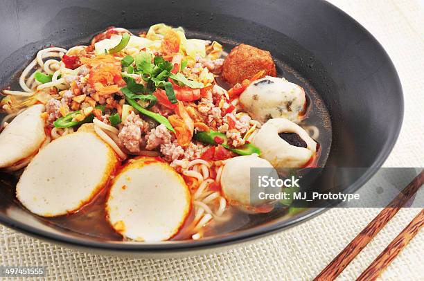 Fideos Foto de stock y más banco de imágenes de Alfarería - Alfarería, Alimento, Asia