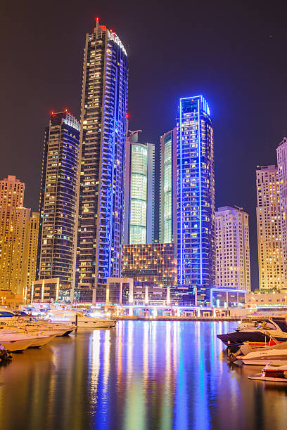marina - dubai skyscraper architecture united arab emirates - fotografias e filmes do acervo
