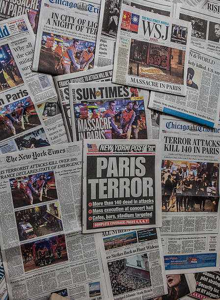 paris terror ataque headline colagem - newsflash imagens e fotografias de stock