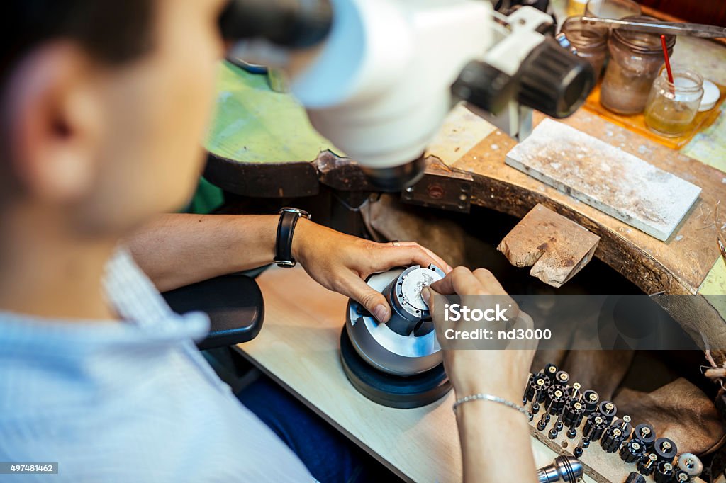 Juwelier Zusammenarbeit mit Optisches Gerät - Lizenzfrei 2015 Stock-Foto