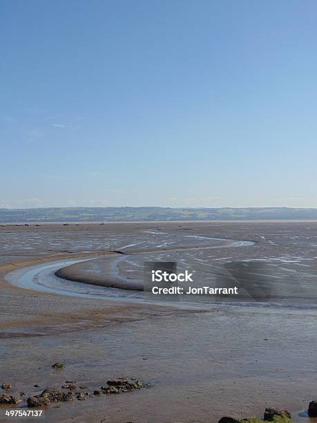 Maré Baixa - Fotografias de stock e mais imagens de Ao Ar Livre - Ao Ar Livre, Areia, Caernarfon