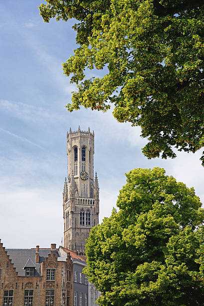 belfried tower w miasta brugia, belgia - belfried zdjęcia i obrazy z banku zdjęć